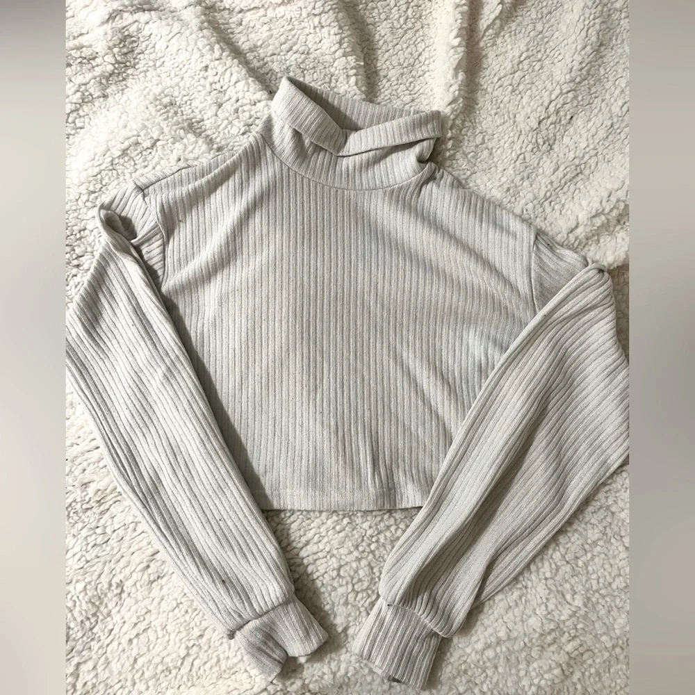Cropped turtle neck - Picture 1 of 1